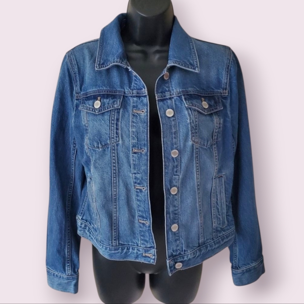 Banana Republic denim jean jacket women's small